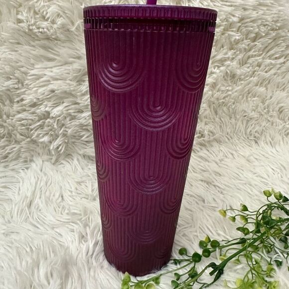 Starbucks Spring 2024 Metalic Magenta 24oz. Cold Tumbler Cup with straw NEW - Picture 3 of 5